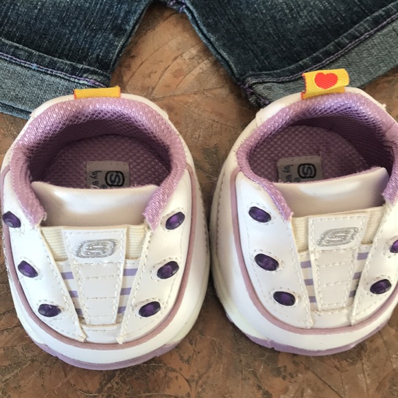 Build a Bear vintage matching set with light up Skechers sneakers - Picture 2 of 11